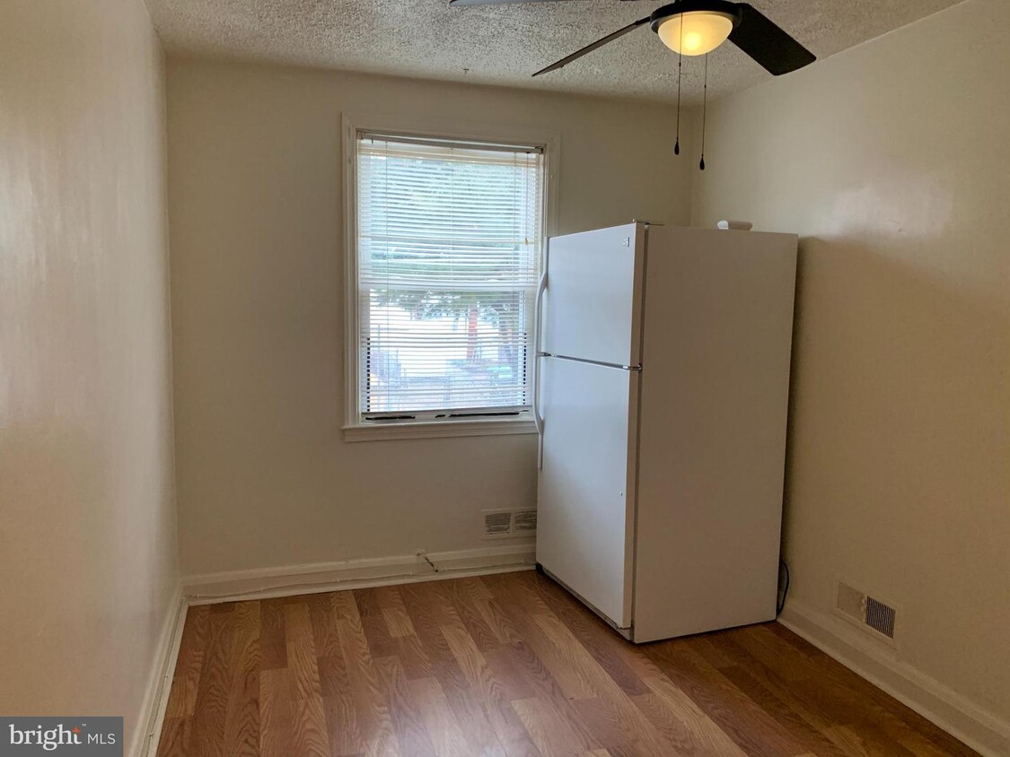 Foto principal - 718 Yale Ave