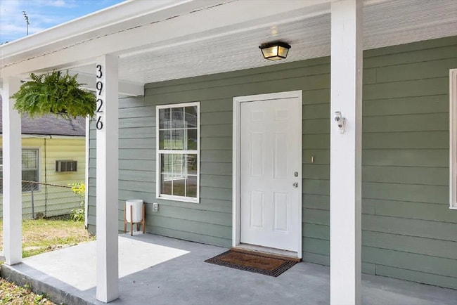 Building Photo - 3926 Arkwright St