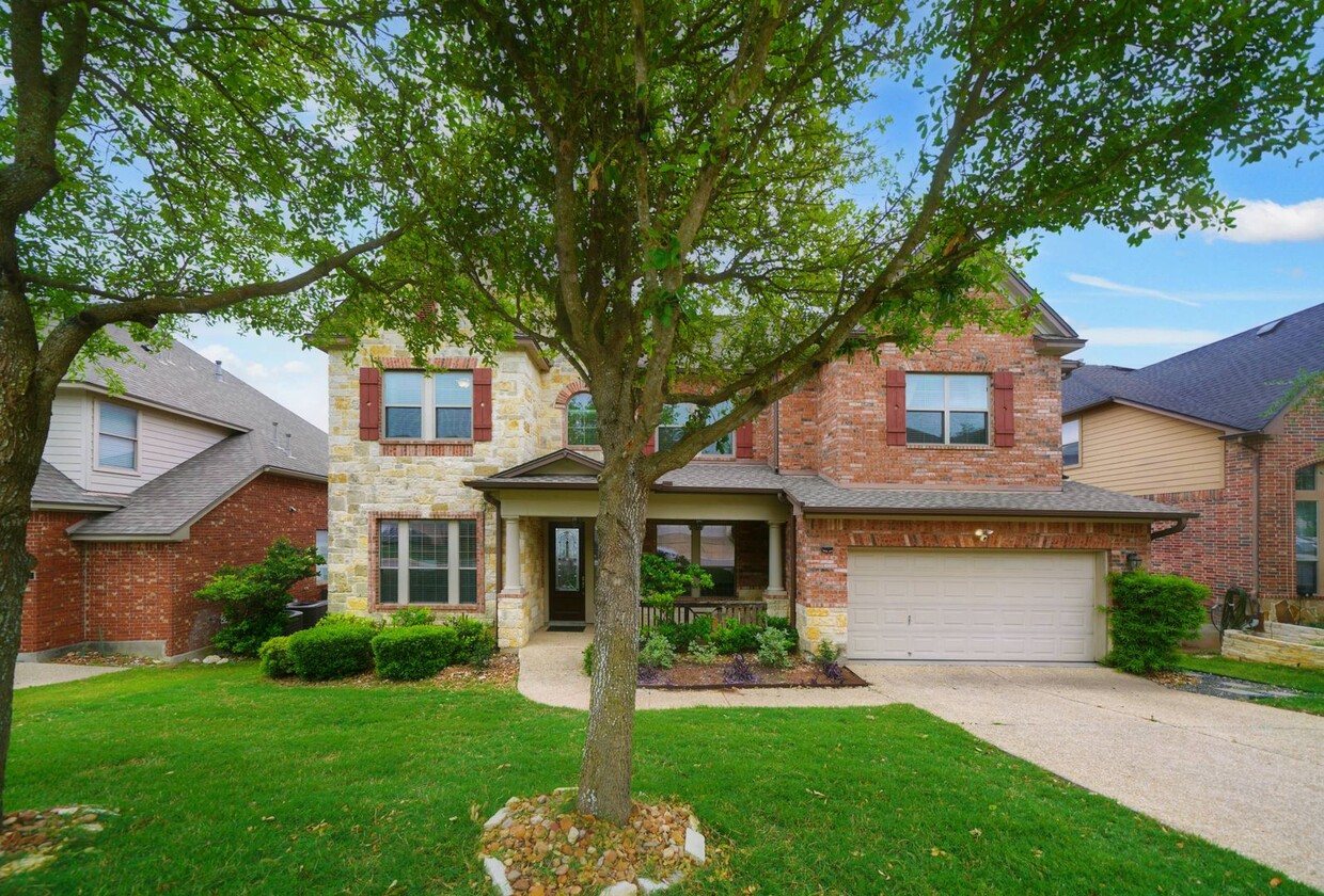 Foto principal - Executive Style Home Now Available in Ston...