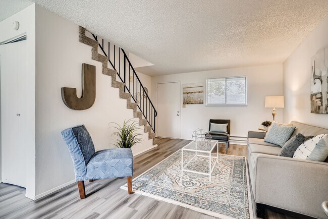 Foto del edificio - Private 2BR Standalone Home | Spacious 895 Sq Ft Living in Auburn