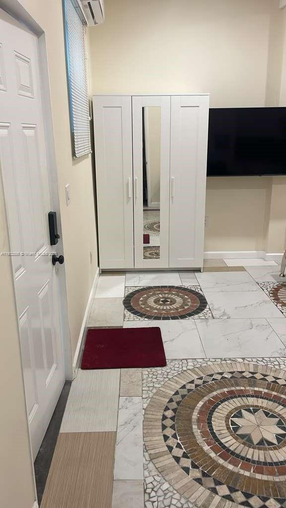 Foto del edificio - 1150 Normandy Dr