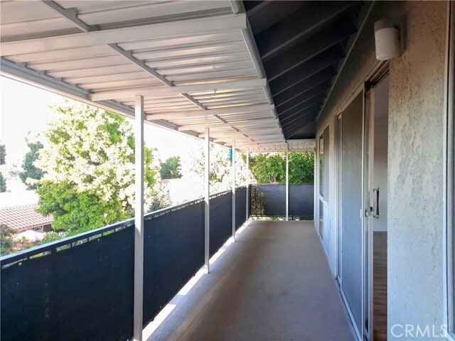 Foto del edificio - 2117 Via Puerta