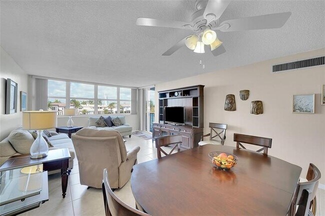 Building Photo - 1400 S Ocean Dr