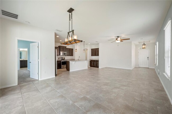 Building Photo - 1900 Wind Meadows Dr