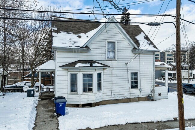 Foto del edificio - 720 S Main St