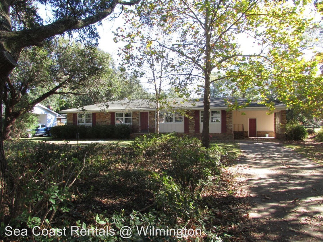 3223 Chalmers Dr, Wilmington, NC 28409 House Rental in Wilmington, NC