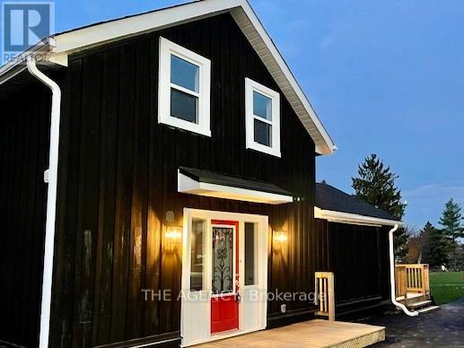 Photo du bâtiment - 13075 Hwy 27