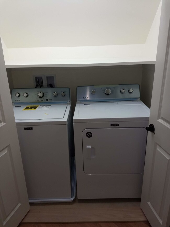 ADU apartment Condo for Rent in Eliot, ME