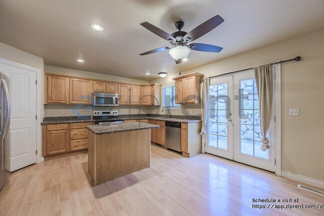 Foto del edificio - 10326 Avondale Dr