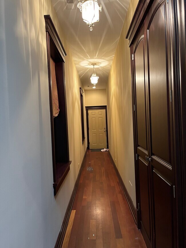 Foto del edificio - 1070 W Polk St