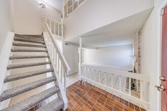 Building Photo - 2391 Crescent Park Dr Building Photo - 2391 Crescent Park Dr