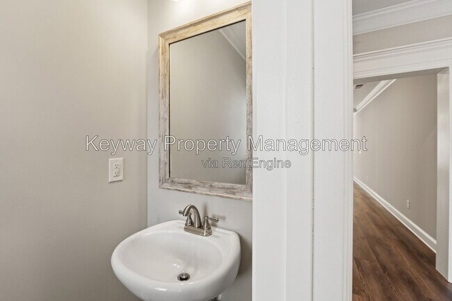 Foto del edificio - 4502 Chestnut Trl