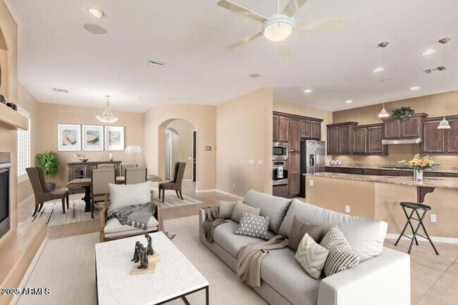 Foto del edificio - 14806 Luna Cir
