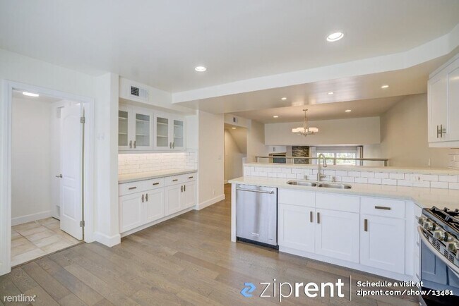 Foto del edificio - 2 br, 2.5 bath Townhome - 4335 Alla Rd, Ma...