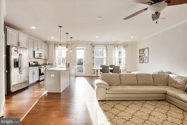 Building Photo - 24553 Rosebay Terrace