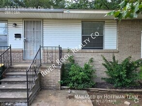 Building Photo - 2112 Virginia Dr