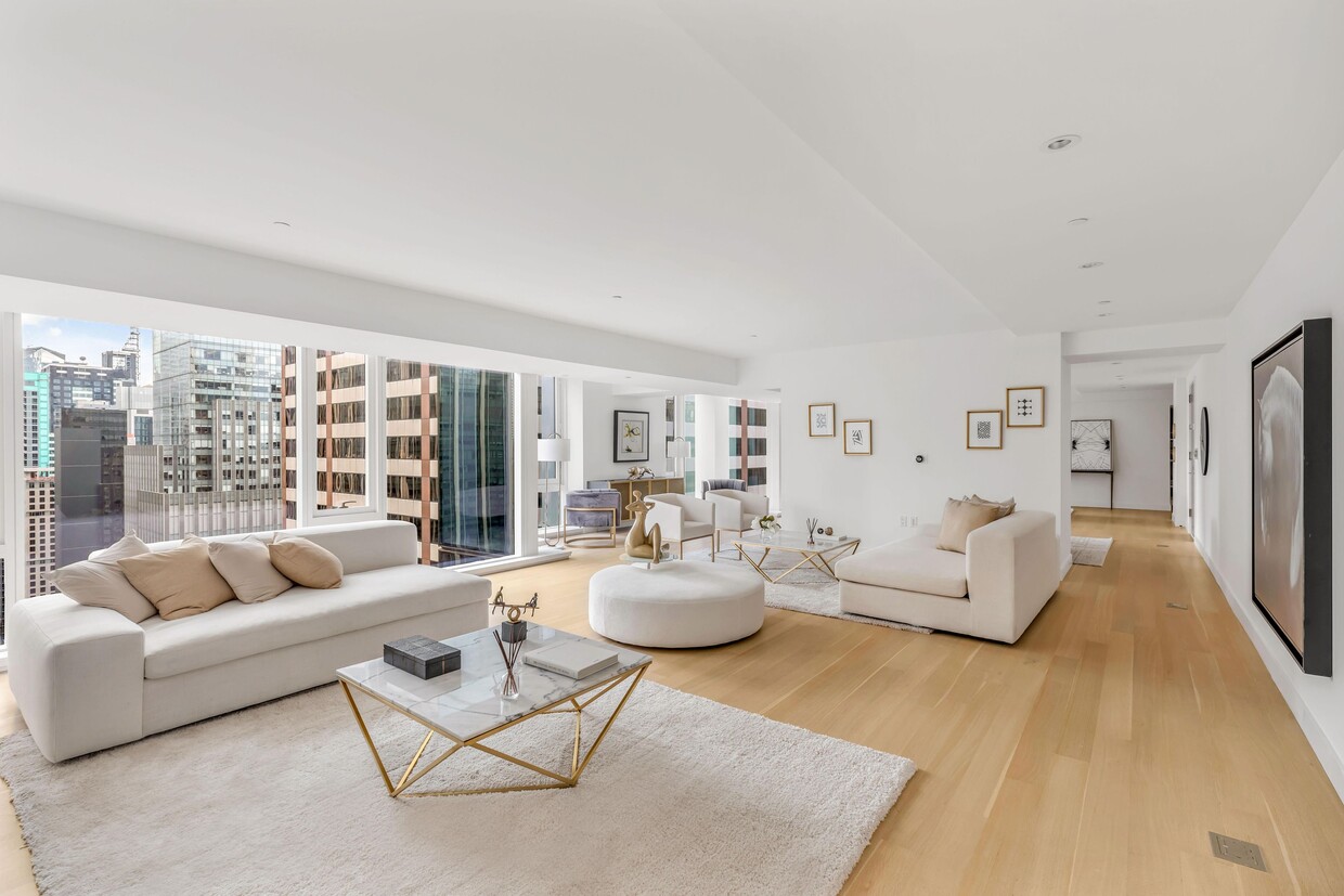 Foto principal - 135 W 52nd St