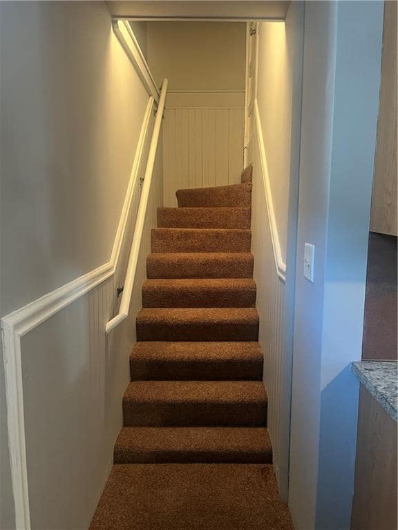 Building Photo - 1537 Plainfield St