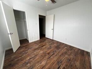 Building Photo - 7019 Haven Creek Dr