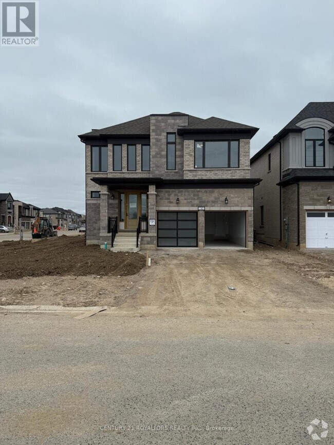 Building Photo - 180 Harwood Ave
