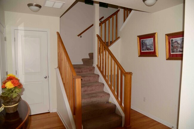 Foto del edificio - 443 S Quay St