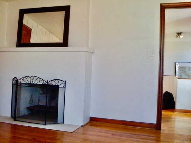 Bedroom - 1141 N Wayne St