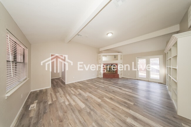 Foto del edificio - 11901 Blue Moon Ave