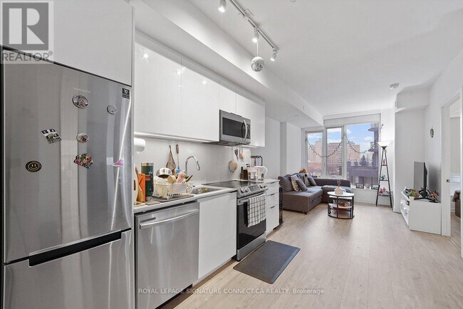 Building Photo - 50 Power St