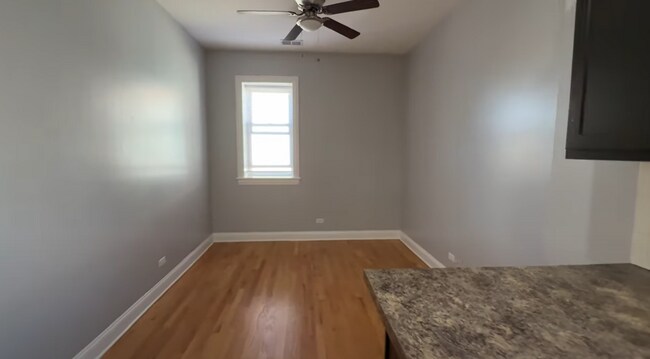 Foto del edificio - 4452 N Sheridan Rd