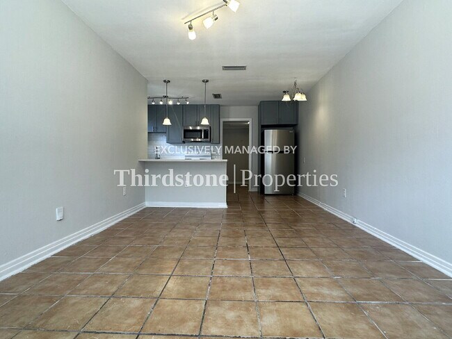 Foto del edificio - 2855 Lydia St