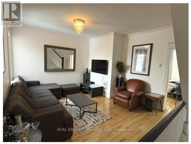 Building Photo - 124 Hallam St