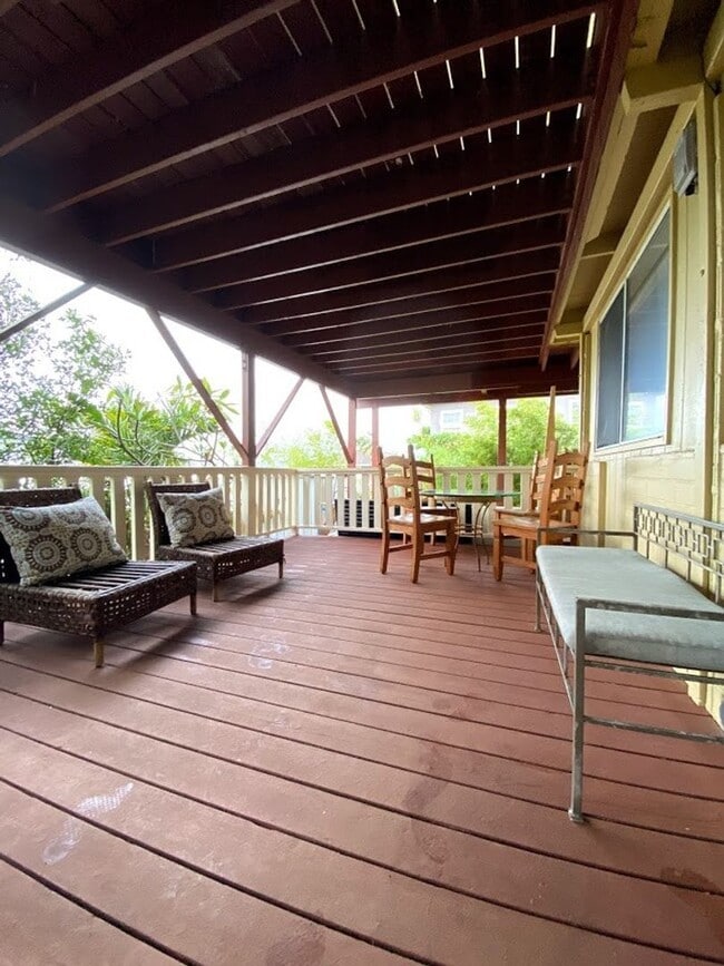 Building Photo - Wanaka Street