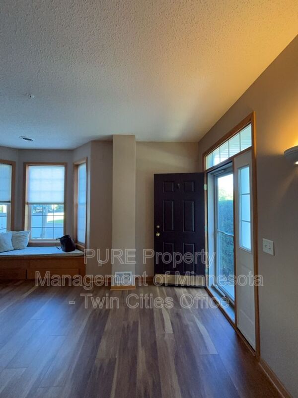 Foto del edificio - 1033 Traditions Ct