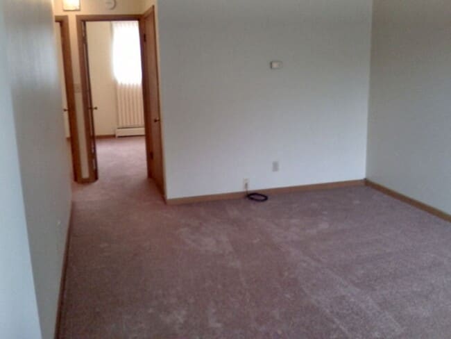 Building Photo - 2523 N Garfield Ave