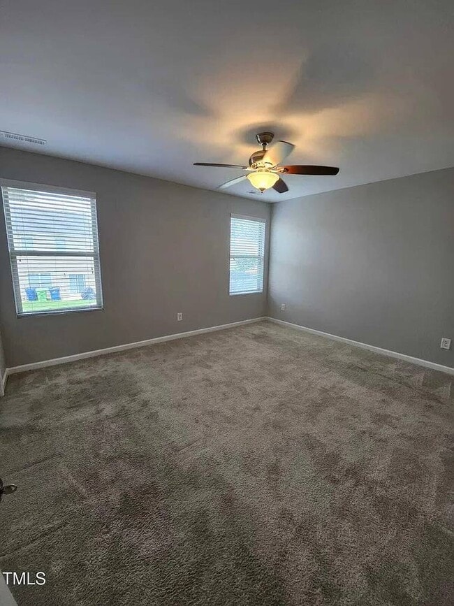 Building Photo - Single family home