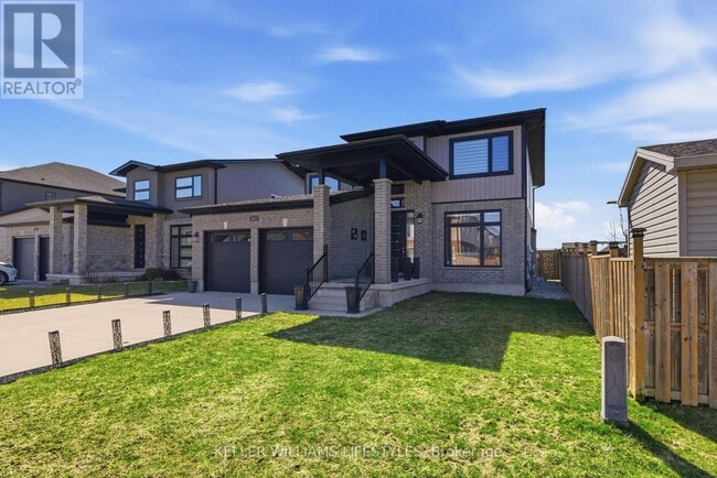 Building Photo - 1615 Sandridge Ln