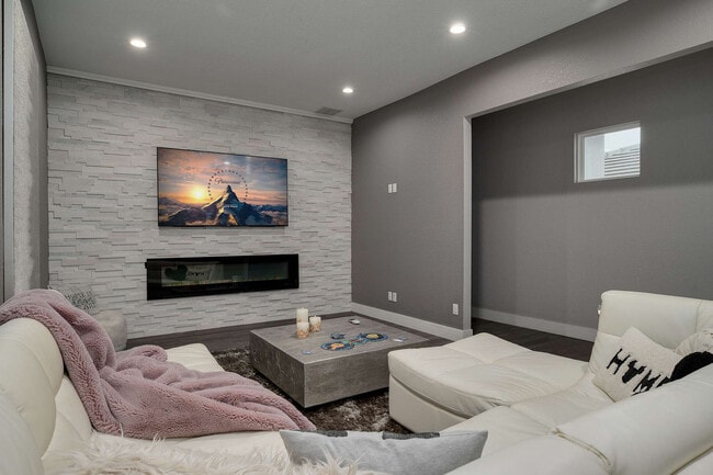 Building Photo - 748 Desert Mountain Ct