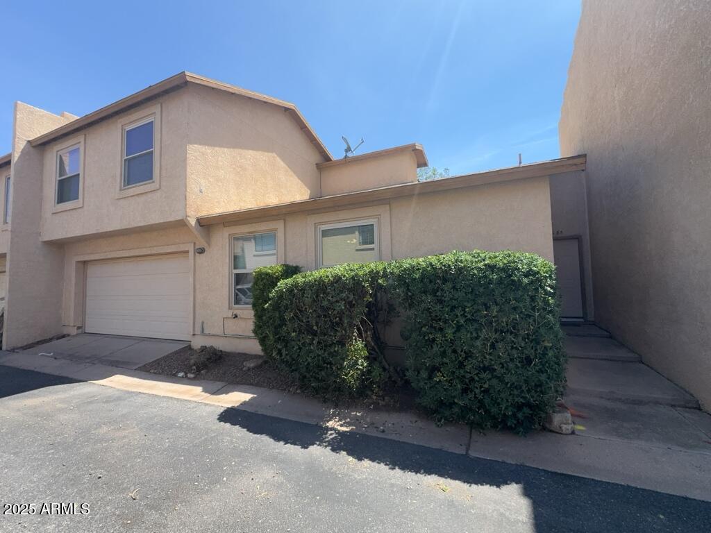 Primary Photo - 1285 Leon Way