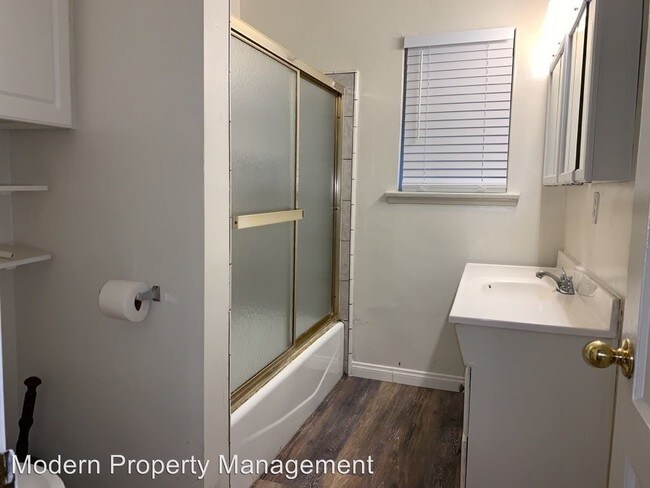 Foto del edificio - 3 br, 1 bath House - 19100 Welby Way