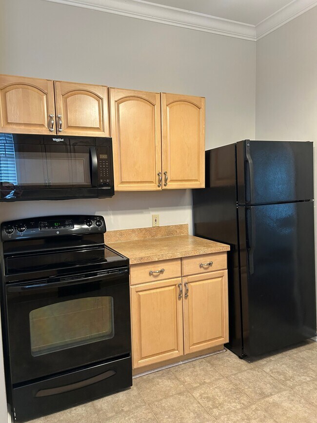 Foto del edificio - 4445 Irvington Ave