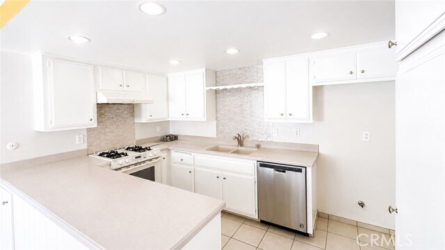 Foto del edificio - 946 W 220th St