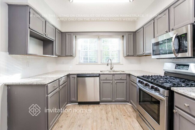 Building Photo - 2220 Brookmont Trce