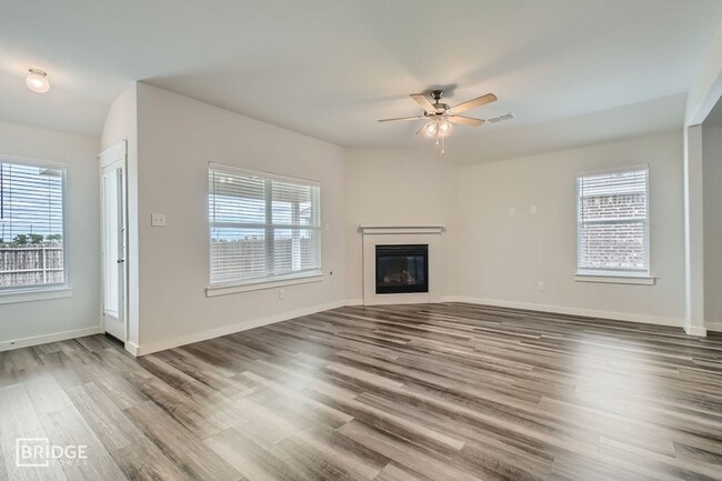 Building Photo - 8928 Prairie Dawn Dr