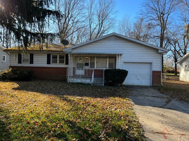 Building Photo - WOW!  3 bedroom! Glendale schools! SE!  $1...