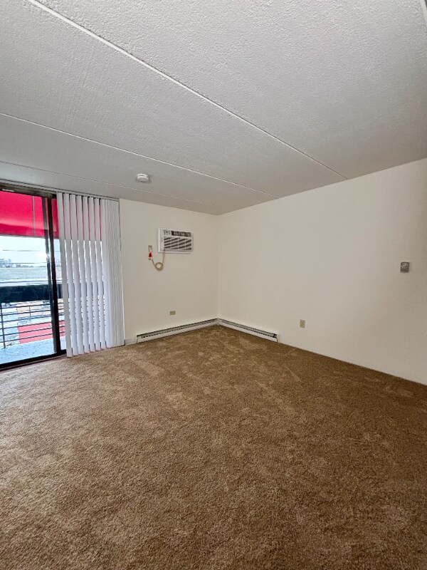 Foto del edificio - 2668 Elmwood Ave