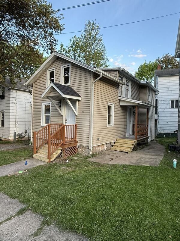 Building Photo - 75 Colt St