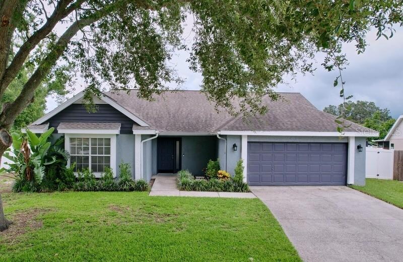 Foto principal - 2049 Darlington Oak Dr