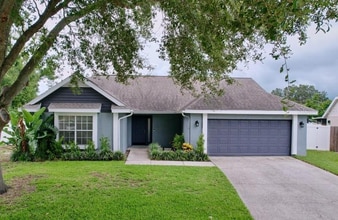 Building Photo - 2049 Darlington Oak Dr