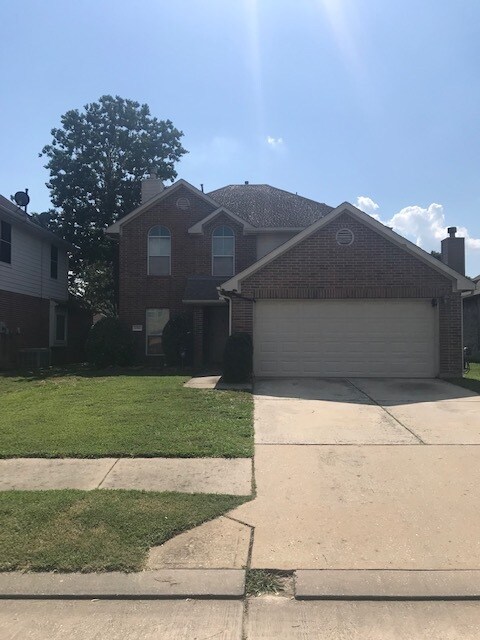 Front of home - 12007 Diane Ln