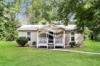 448 Bussey Ave